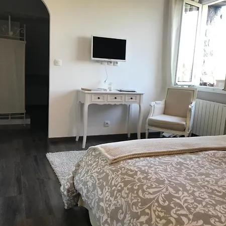 D'hotes Des Demoiselles Ville-Saint-Jacques