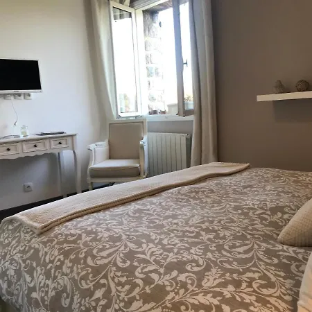 D'hotes Des Demoiselles